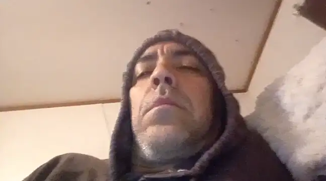 Snapshot of Xoc8_ chatting on 03/04/25, 09:51 Xoc8  online show from 03/04/25, 09:51