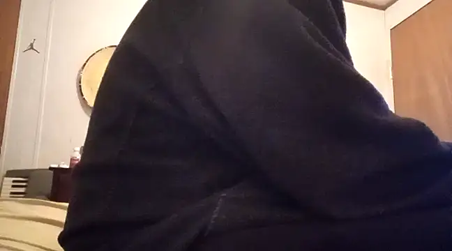 Snapshot of Xoc8_ chatting on 03/07/25, 12:01 Xoc8  online show from 03/07/25, 12:01