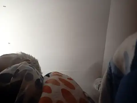 Xoc8  online show from 02/15/26, 03:09