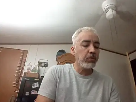 Xoc8  online show from 03/11/26, 04:24