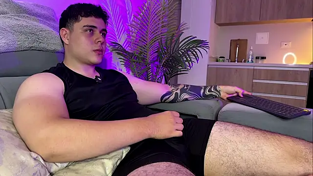 Snapshot of odin_blake chatting on 12/17/25, 01:55 odin blake online show from 12/17/25, 01:55