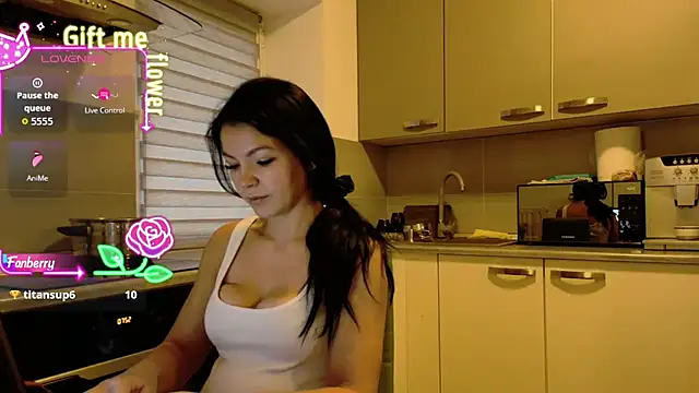 alisoncassie online show from 10/24/25, 04:53