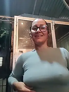 Snapshot of SelenaHouston chatting on 02/13/26, 12:17 SelenaHouston online show from 02/13/26, 12:17