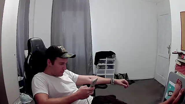 PKrisztian online show from 10/08/25, 07:28