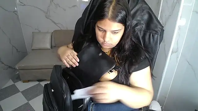 skeler lovd b  online show from 02/10/26, 12:20