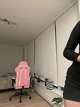 Snapshot of jAsMinE678 chatting on 01/29/25, 01:37 jAsMinE678 online show from 01/29/25, 01:37