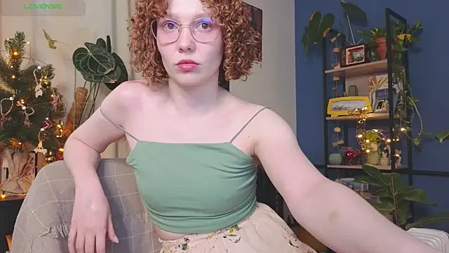 Snapshot of _lightmyfire chatting on 12/23/24, 08:44  lightmyfire online show from 12/23/24, 08:44