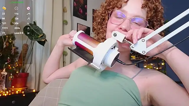 Snapshot of _lightmyfire chatting on 12/29/24, 12:34  lightmyfire online show from 12/29/24, 12:34