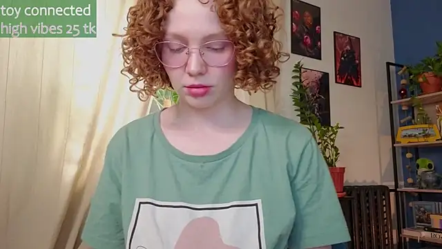 Snapshot of _lightmyfire chatting on 02/28/25, 08:53  lightmyfire online show from 02/28/25, 08:53