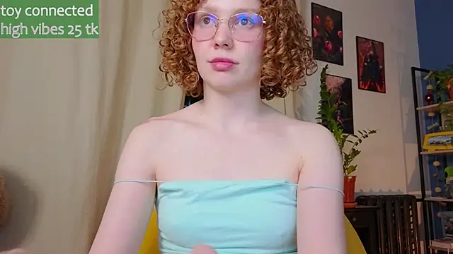 Snapshot of _lightmyfire chatting on 03/01/25, 03:27  lightmyfire online show from 03/01/25, 03:27