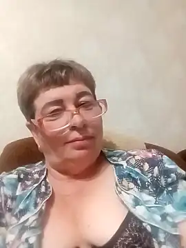 Snapshot of Lee_Nell chatting on 12/09/24, 10:54 Lee Nell online show from 12/09/24, 10:54