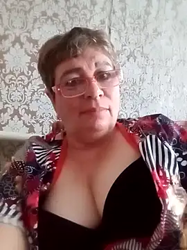 Snapshot of Lee_Nell chatting on 12/24/24, 05:27 Lee Nell online show from 12/24/24, 05:27
