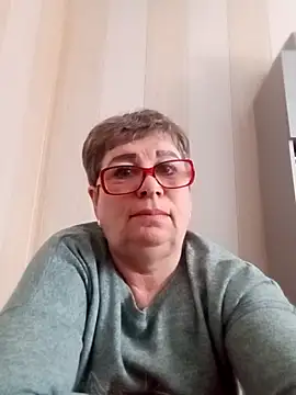 Snapshot of Lee_Nell chatting on 01/21/25, 04:43 Lee Nell online show from 01/21/25, 04:43