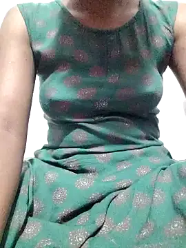 Snapshot of rituporna2004 chatting on 01/14/25, 01:04 rituporna2004 online show from 01/14/25, 01:04