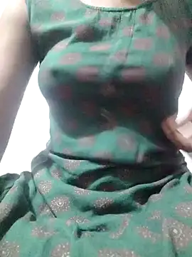 Snapshot of rituporna2004 chatting on 01/29/25, 03:33 rituporna2004 online show from 01/29/25, 03:33