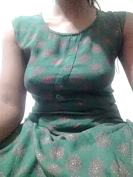 Snapshot of rituporna2004 chatting on 02/08/25, 02:05 rituporna2004 online show from 02/08/25, 02:05