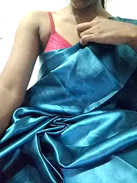 Snapshot of rituporna2004 chatting on 09/09/25, 08:25 rituporna2004 online show from 09/09/25, 08:25