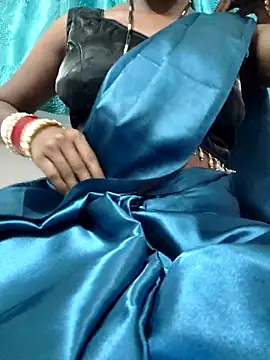 Snapshot of rituporna2004 chatting on 09/10/25, 08:25 rituporna2004 online show from 09/10/25, 08:25