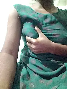 rituporna2004 online show from 01/13/26, 02:28