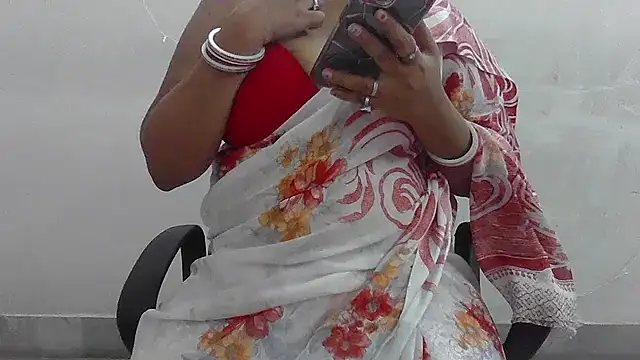 my-laila online show from 07/04/26, 08:09