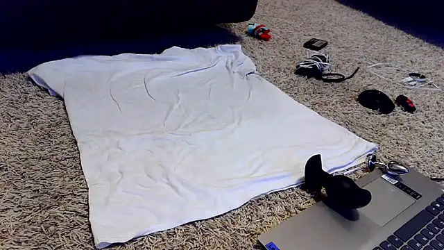 femgui69 online show from 02/07/26, 11:41