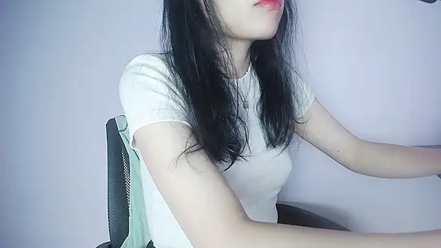 Snapshot of Baenee chatting on 02/19/25, 02:12 Baenee online show from 02/19/25, 02:12