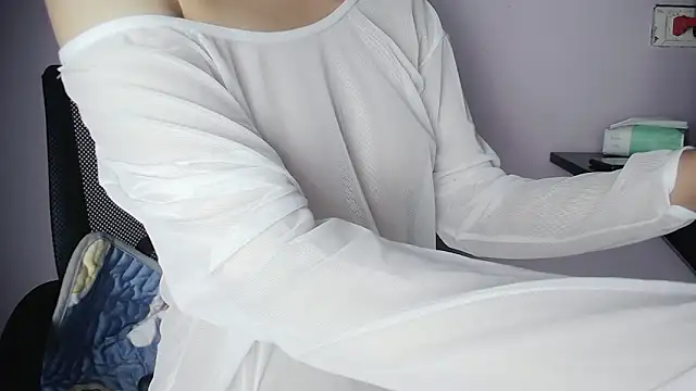 Snapshot of Baenee chatting on 03/02/25, 05:25 Baenee online show from 03/02/25, 05:25