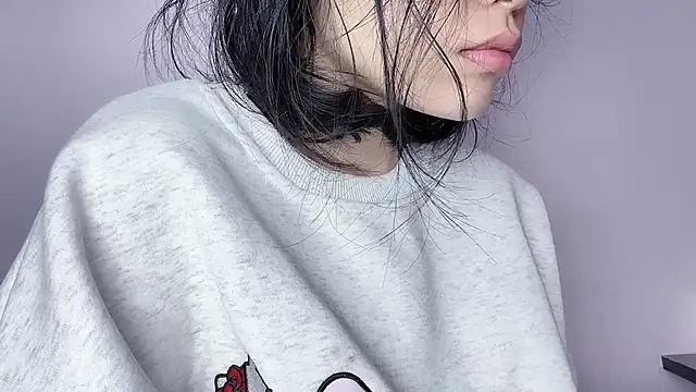 Snapshot of Baenee chatting on 11/23/25, 06:52 Baenee online show from 11/23/25, 06:52