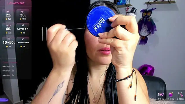 Snapshot of AilynRed chatting on 02/13/25, 05:26 AilynRed online show from 02/13/25, 05:26