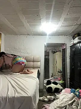 GemaGranadoss online show from 02/23/26, 09:45