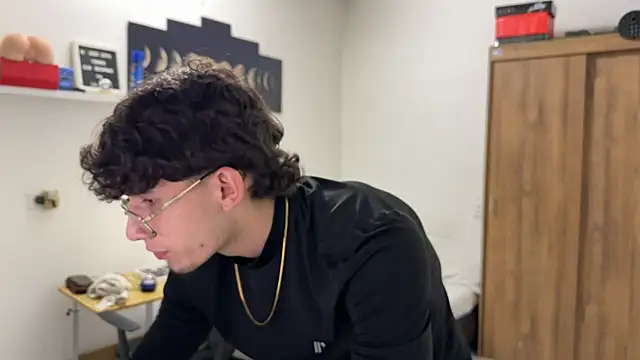 Kisan Smith online show from 11/07/25, 02:00