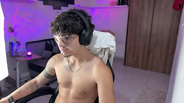 Kisan Smith online show from 07/07/26, 07:23