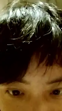 Snapshot of muuna9999 chatting on 12/17/25, 12:55 muuna9999 online show from 12/17/25, 12:55