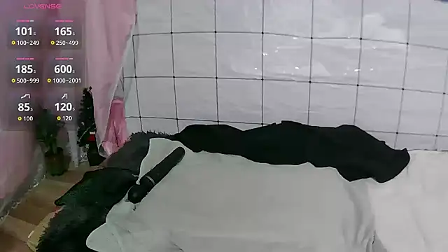 Snapshot of Stumpy_Governor chatting on 11/10/25, 08:30 Stumpy Governor online show from 11/10/25, 08:30