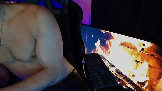 Snapshot of sexyboycolombi4 chatting on 02/09/26, 05:00 sexyboycolombi4 online show from 02/09/26, 05:00