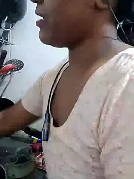 Snapshot of IslamicPimento chatting on 12/28/24, 02:32 IslamicPimento online show from 12/28/24, 02:32