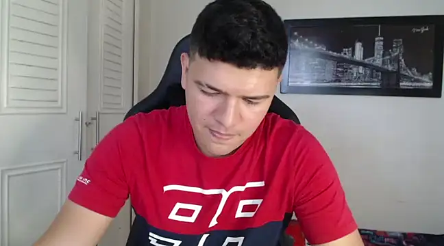 Plug Control online show from 12/22/24, 05:32