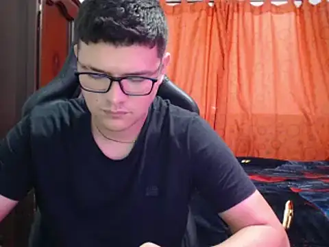 Plug Control online show from 03/11/25, 03:12