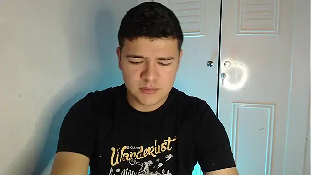 Plug Control online show from 10/10/25, 03:33