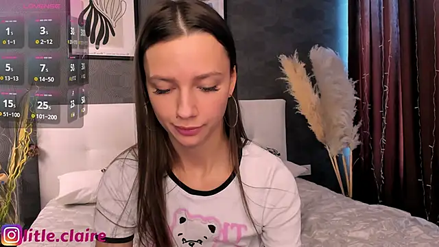 Snapshot of new_Claire chatting on 02/16/25, 08:54 new Claire online show from 02/16/25, 08:54