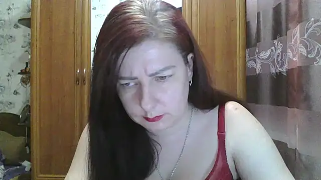 Snapshot of SophieNightAh chatting on 01/26/25, 06:37 SophieNightAh online show from 01/26/25, 06:37