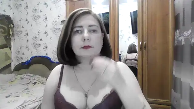 SophieNightAh online show from 12/22/25, 08:39