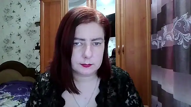 SophieNightAh online show from 02/13/26, 05:31