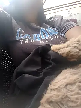 lia mariana online show from 02/18/26, 04:47