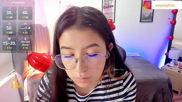 Amy joones online show from 02/13/25, 04:28