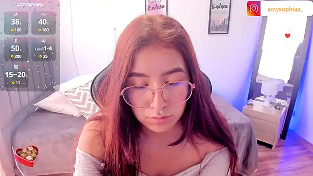 Amy joones online show from 02/26/25, 04:45