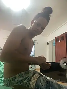 Snapshot of cupidoxxxyyyyh chatting on 11/23/25, 04:51 cupidoxxxyyyyh online show from 11/23/25, 04:51