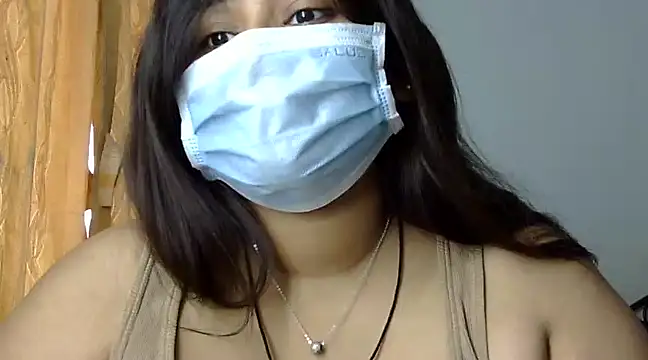 Snapshot of cutelady65 chatting on 12/27/24, 07:18 cutelady65 online show from 12/27/24, 07:18