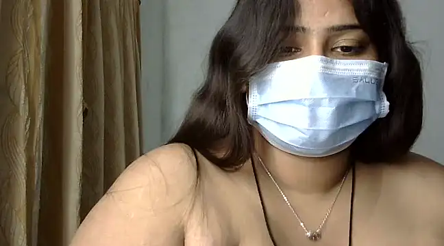 Snapshot of cutelady65 chatting on 12/28/24, 02:10 cutelady65 online show from 12/28/24, 02:10