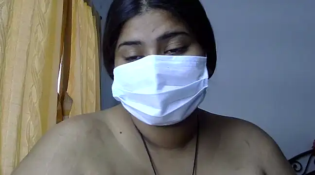 Snapshot of cutelady65 chatting on 03/05/25, 05:18 cutelady65 online show from 03/05/25, 05:18